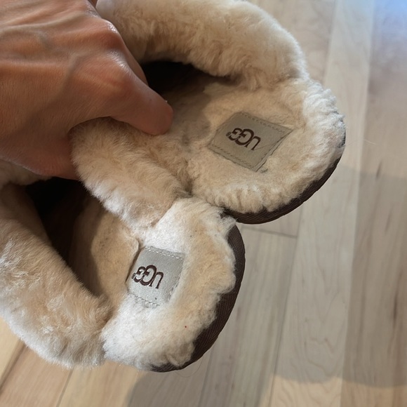 UGG Scuffette II Espresso Slippers Size 7 - Picture 10 of 10